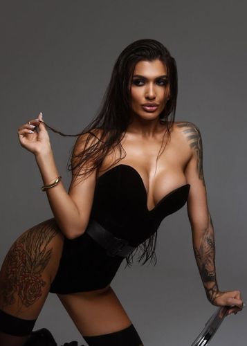 Аватар - Диначка, 25 лет, Коньково