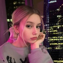 Оля, метро Бульвар адмирала Ушакова, фото 1