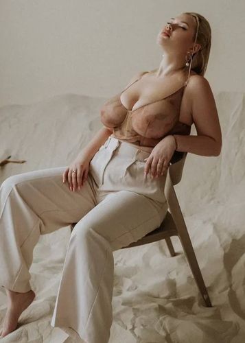 Аватар - Арина, 25 лет, Севастопольская